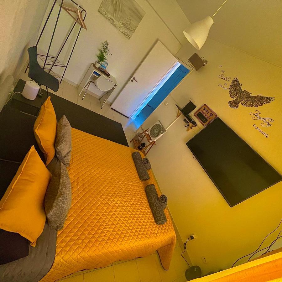 Cardia'S Guest House Sacavem Ngoại thất bức ảnh